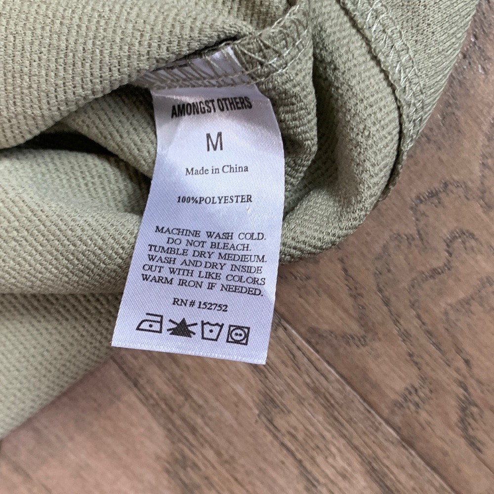 NWT Amongst Others Heavyweight Box Cut Oversized T-Shirt Size Medium - Picture 5 of 11